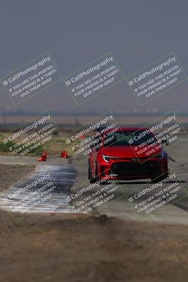 media/Sep-20-2025-Extreme Speed (Sat) [[1fcc23683c]]/Orange (Mid Intermediate)/Session 2 (Sunrise)/